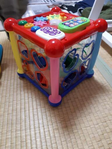 知育おもちゃと車の運転おもちゃセット Watta てだこ浦西のベビー用品 おもちゃ の中古あげます 譲ります ジモティーで不用品の処分