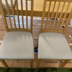 IKEA　伸縮式ダイニングテーブル　エーケダーレン　EKEDALEN