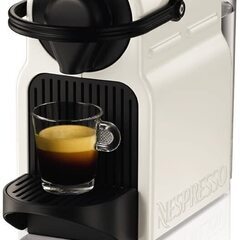ネスプレッソ コーヒーメーカー イニッシア ホワイト C40WH 美品