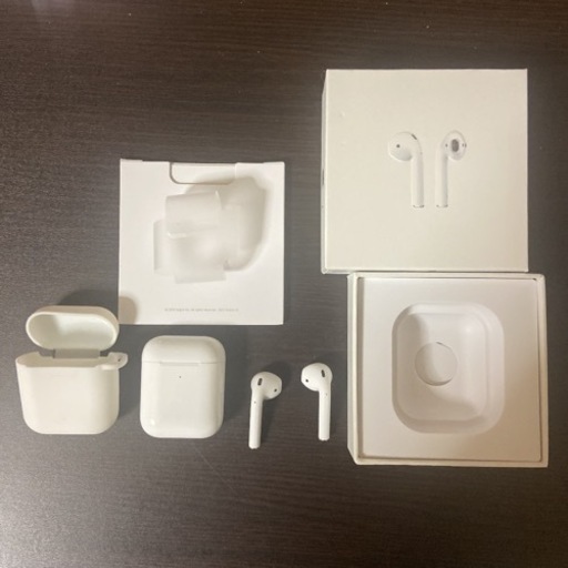 Apple AirPods 第二世代　ワイヤレス充電