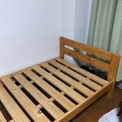 木制　シングル　ベッド