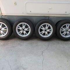 30プリウス ZVW30 前期 15インチホイールタイヤ付き！