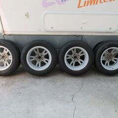 30プリウス ZVW30 前期 15インチホイールタイヤ付き！