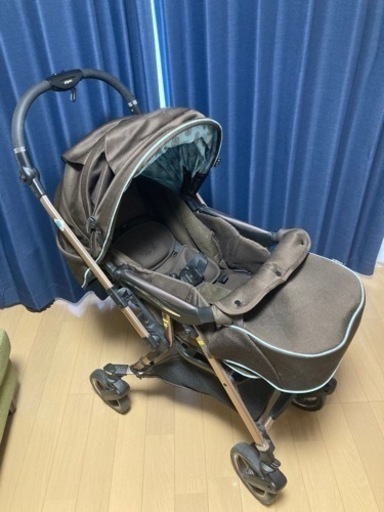 値段交渉ok【大型フットマフ付き】ピジョン　プレミージュ　プレミアム　高機能ベビーカー　フットマフラー