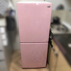 ハイアール　冷蔵庫　ピンク