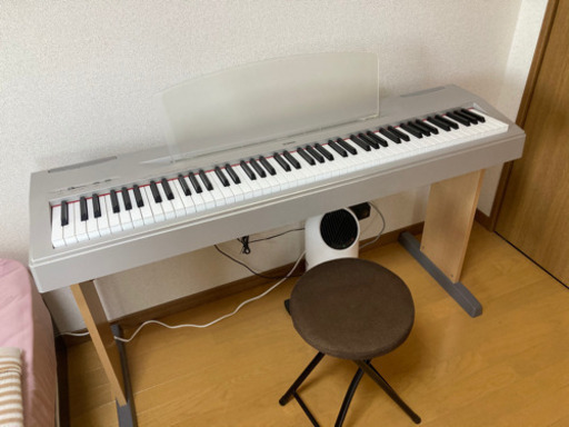 ヤマハ　電子ピアノ