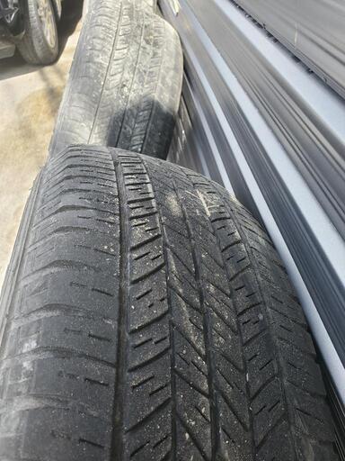 日産純正アルミホイール タイヤ付き4本セット215/60-17 pcd114.3 