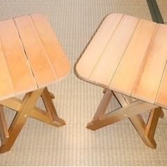 木製折り畳みイス　2個
