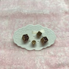 おまけ付きピアス　