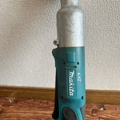マキタ充電式アングルインパクトドライバー充電付き