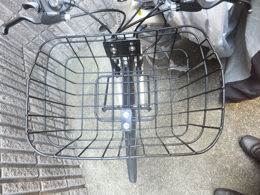 Momentum iNeed Z3-Air 白430mmカゴ付き（直接受け渡し希望）