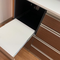 綾野製作所　食器棚