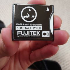 一眼レフカメラ【D200】・レンズ付き