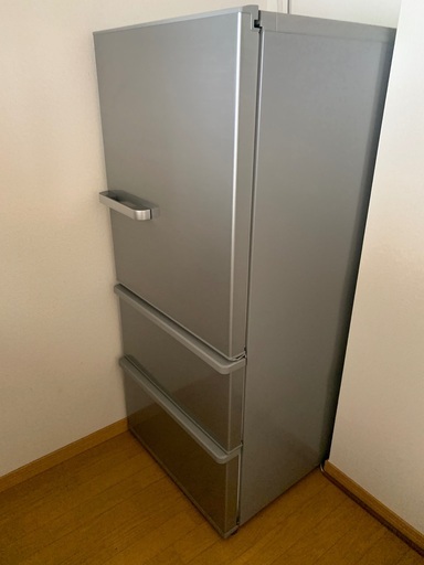 アクア３ドア冷蔵庫　272L(値下げ)