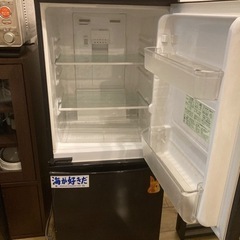 140Lの一人暮らし用冷蔵庫お譲りします！