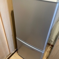 2015年制パナソニック冷蔵庫　冷凍室たっぷり！とても綺麗です！