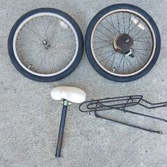 折り畳み自転車用 タイヤ&チューブ付リム サドルとキャリアセット