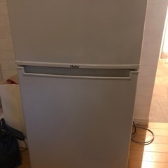 ！本日限りのタイムセール！冷凍冷蔵庫 85L (冷凍庫25L 冷...