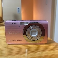 カシオ　デジタルカメラ