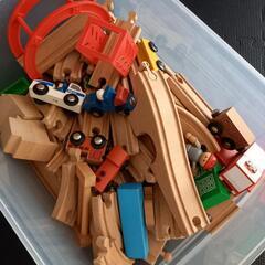 【取引中】木製の列車　おもちゃ