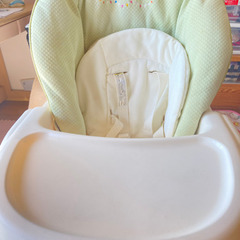 Combi コンビ　ハイローチェア　椅子　赤ちゃん　非電動