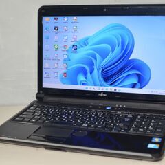 【ネット決済・配送可】中古ノートパソコン Windows11+o...