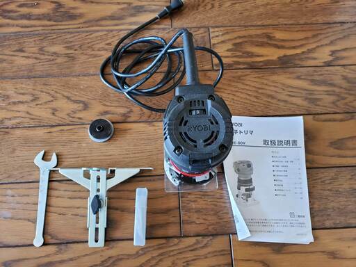 リョービ(RYOBI) 電子トリマ TRE-60V 軸径6mm 628616A