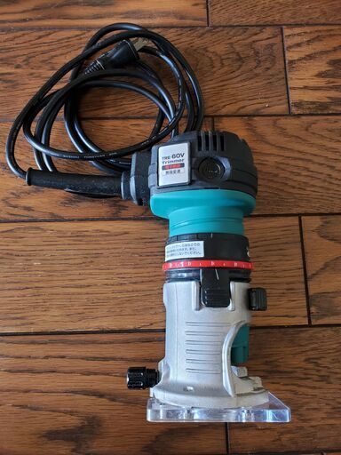 リョービ(RYOBI) 電子トリマ TRE-60V 軸径6mm 628616A リョービ(RYOBI) 電子トリマ TRE-60V 軸径6mm 628616A