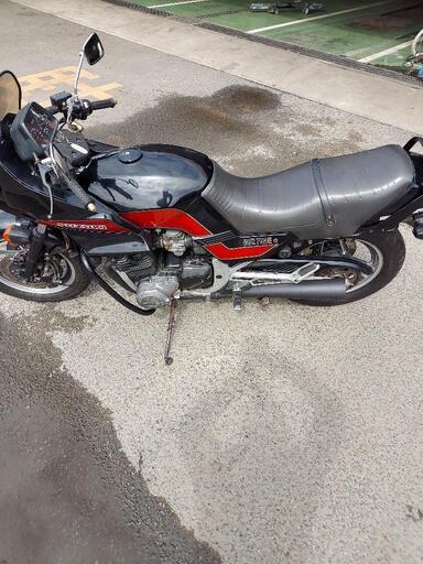 GSX750E
