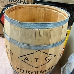 取引中 🐣大樽 DIYに 🌟 コーヒー樽 木樽 蓋はありません ...