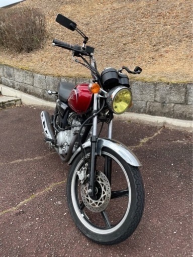 125ccバイク　ヤマハ  YB125SP