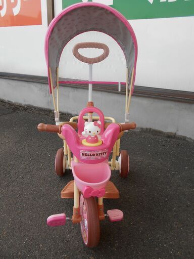 ハローキティ　三輪車