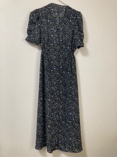 Gu 花柄ロングワンピース半袖 ゆか 墨田の服 ファッションの中古 古着あげます 譲ります ジモティーで不用品の処分