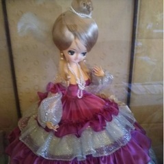 フランス風の人形