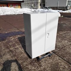 オカムラ レクトライン 3段両開き扉書庫『美品中古』複数入荷