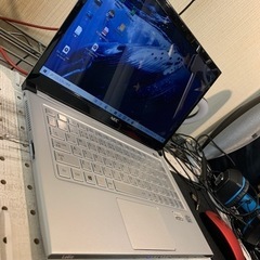 美品☆NEC 薄型軽量Ultrabook PC-LZ550MSS i5 SSD128GB 4GB