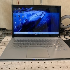 美品☆NEC 薄型軽量Ultrabook PC-LZ550MSS i5 SSD128GB 4GB