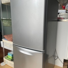 冷蔵庫　おまけ→ミニオイルヒーター