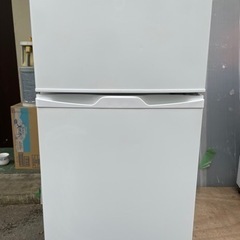 エスケイジャパン ノンフロン冷凍冷蔵庫　SR-A90【商談中】