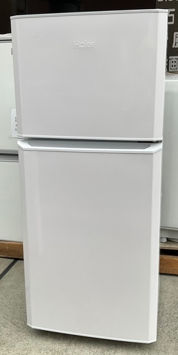 【RKGRE-838】特価！ハイアール/121L 2ドア冷凍冷蔵庫/JR-N121A/中古品/2018年製/当社より近隣無料配達！