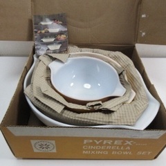 パイレックス　ボウル　シンデレラ　未使用