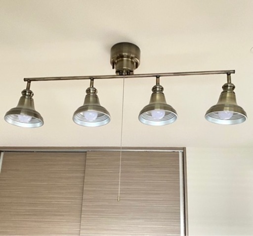 シーリングライト 照明 おしゃれ 4灯 リビング ダイニング 寝室 レトロ カフェ 北欧 照明器具 ゴールド グレー 8畳 Led 明るい ここみ 江坂の家電の中古あげます 譲ります ジモティーで不用品の処分