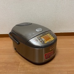 【ネット決済】ZOJIRUSHI NP-HY10 炊飯器