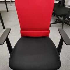 オフィスイス赤（60×50×62cm）