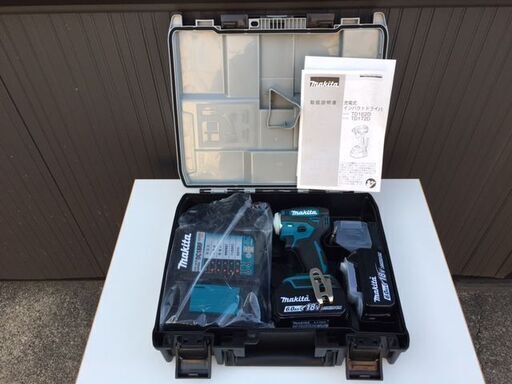 【2021年11月28日購入／新品・未使用品】 makita（マキタ） 18Ｖ インパクトドライバ　TD172DRGX 本体＋充電器＋バッテリ6.0Ah×２＋ケース