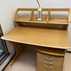 カリモク製の学習机