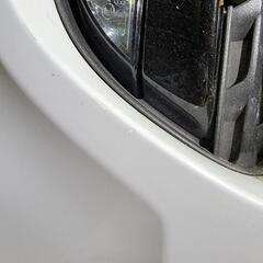 トヨタ　アウディ　フロントバンパー　白系