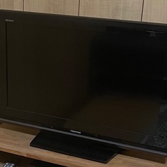 REGZA 32型液晶テレビ