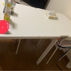 【先着順】IKEA ダイニングテーブル