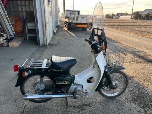 美車　ホンダ　スーパーカブ　走行距離　6457km